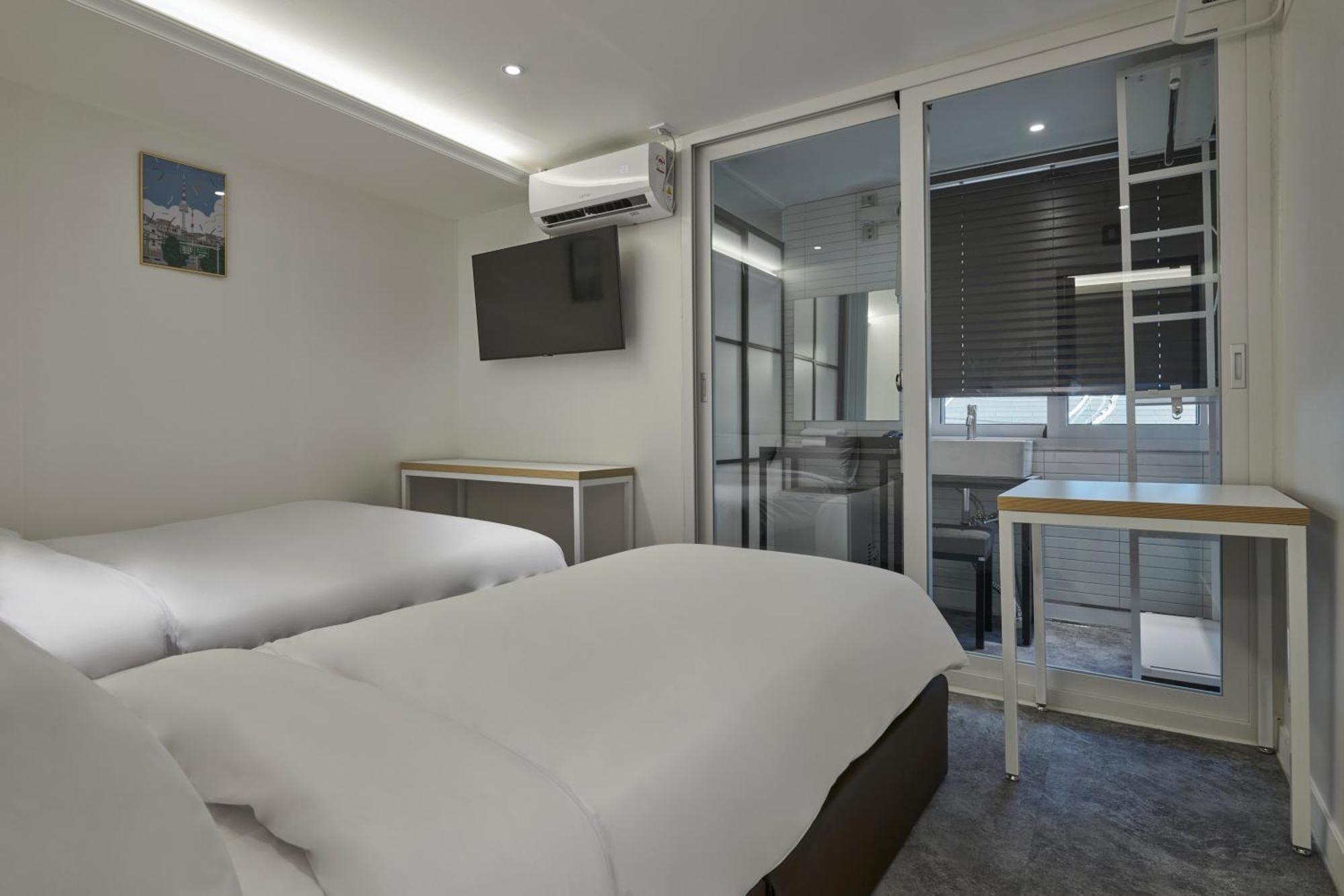 Eight Rest Hostel Myeongdong Сеул Екстер'єр фото